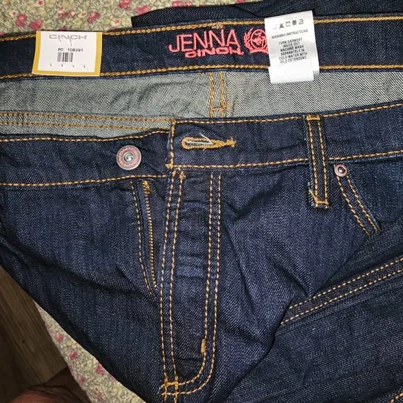 Cinch Jeans - Picture 2 of 3